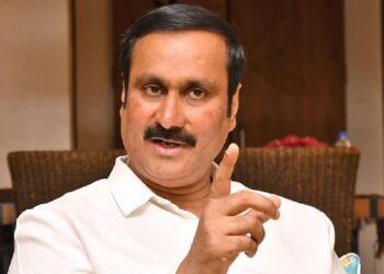 அநீதி.. தேசிய மருத்துவ ஆணையத்தின் விதிகள் பிற்போக்குத்தனம் – கொந்தளித்த அன்புமணி ராமதாஸ்