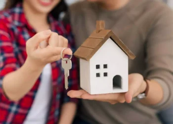 Vastu Tips: வீட்டில் தொடர் பிரச்சினைகளா..? இதை பண்ணுங்க எல்லாம் சரியாகும்..!