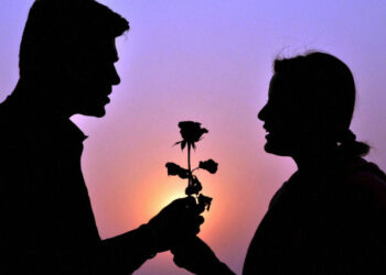 Valentine’s Day: காலமெல்லாம் உடனிருக்கும் காதல் துணையை தேர்வு செய்வது எப்படி?