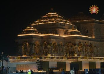 Ayodhya Ram Mandir: இரும்பே பயன்படுத்தாமல் கட்டப்பட்டுள்ள அயோத்தி ராமர் கோயில்