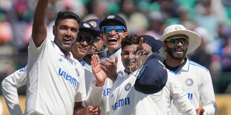 Ashwin: 147 ஆண்டு கால டெஸ்ட் கிரிக்கெட்டில் இந்த சாதனையைச் செய்த ஒரே வீரர் அஸ்வின் – அப்படி என்ன செய்தார்?