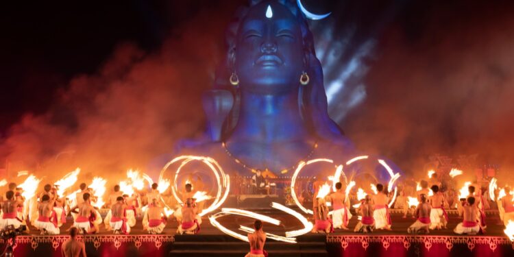 Maha Shivratri 2024: உலகின் மிகப்பிரம்மாண்ட மஹாசிவராத்திரி விழா! வெள்ளிக்கிழமை ஈஷாவில் கோலாகலம்!