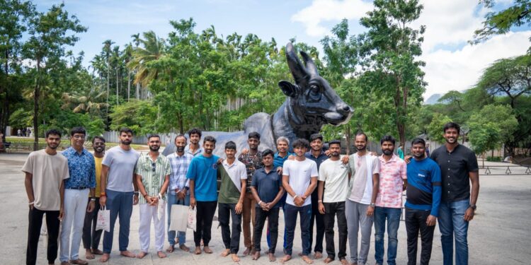 ஈஷாவில் அத்துமீறி நுழைந்த தபெதிக அமைப்பினர் மீது வழக்குப்பதிவு செய்ய உயர்நீதிமன்றம் உத்தரவு