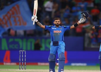 Virat Kohli: பாகிஸ்தான்னாலே அடிப்பாரு போல! கிங் கோலி படைத்த சாதனைகளின் பட்டியல்!