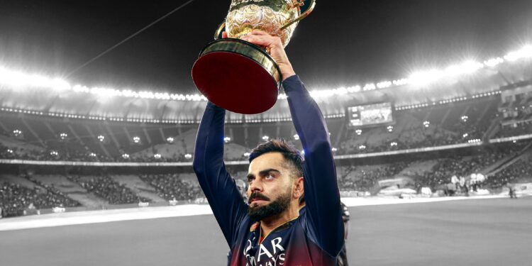 RCB Champion: கோலியின் கைகளில் ஐபிஎல்.. நாடே கொண்டாடும் ஆர்சிபியின் வெற்றி!