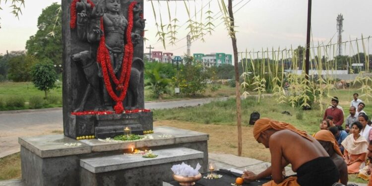 தொண்டாமுத்தூர் மக்களுக்காக ஈஷா இலவச தகன சேவை! பொதுமக்கள் பாராட்டு!